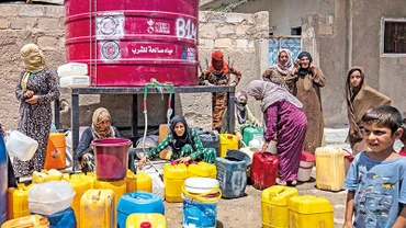 Nhiều người dân Syria phải sống trong cảnh thiếu thốn. (Ảnh THE BUSINESS POST) 