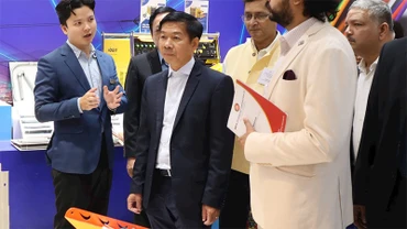 Gian trưng bảy sản phẩm công nghệ cao tại Showroom Trung tâm Xúc tiến Thương mại và Ðầu tư Thành phố Hồ Chí Minh. 