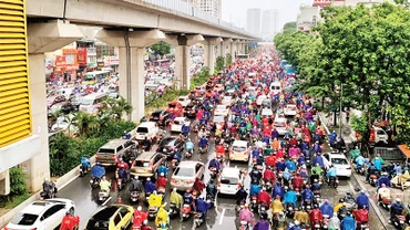 Tình trạng ùn tắc giao thông thường xuyên xảy ra tại khu vực tuyến đường Ngã Tư Sở - Nguyễn Trãi. (Ảnh Minh Hà) 