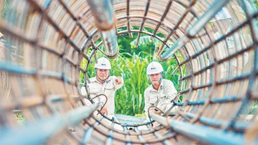 Các đơn vị thi công hạng mục cầu trên tuyến cao tốc Quảng Ngãi-Hoài Nhơn. 