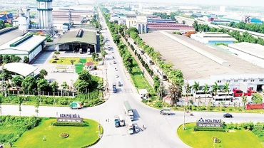 Khu công nghiệp Phố Nối A có 220 dự án đầu tư trong và ngoài nước đang hoạt động với tổng vốn đầu tư đăng ký hơn 23.000 tỷ đồng và hơn 1,1 tỷ USD. 