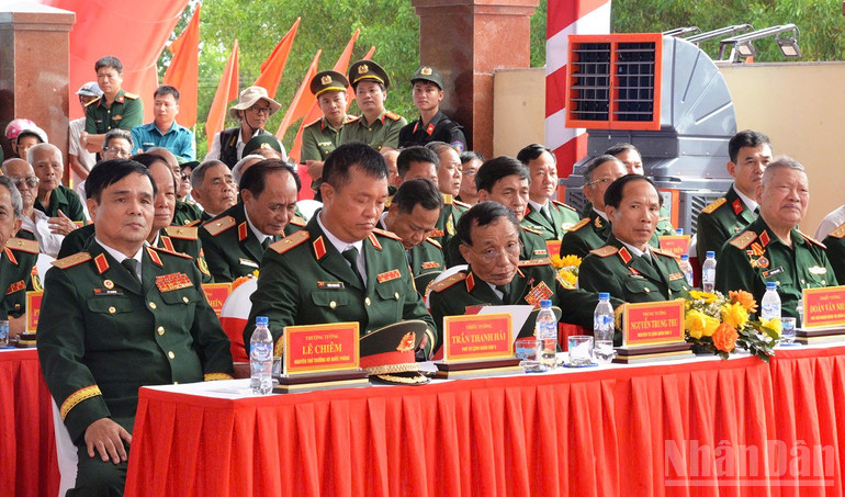 Các tướng lĩnh tham dự buổi lễ. ndo_br_gen-h-z6918436312369-a9050f0f3e5832764d5972a1a594c50f.jpg