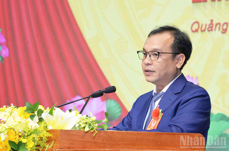 Đồng chí U Huấn, Ủy viên dự khuyết Trung ương Đảng, Phó Bí thư Thường trực Tỉnh ủy, Trưởng Đoàn đại biểu Quốc hội tỉnh, Chủ tịch Ủy ban Mặt trận Tổ quốc Việt Nam tỉnh Quảng Ngãi phát biểu chỉ đạo Đại hội. ndo_br_gen-h-z6941948539125-6aca0150cdca27233a468fc9bfce8152.jpg
