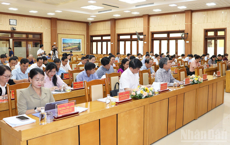 Các đại biểu tham dự hội nghị. ndo_br_img-1459.jpg