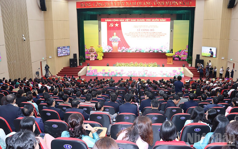 Quang cảnh lễ công bố. ndo_br_img-9547.jpg