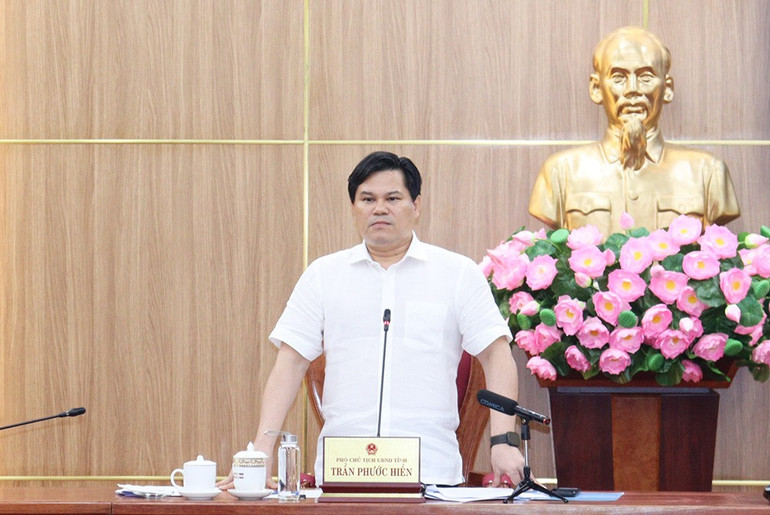 Phó Chủ tịch Ủy ban nhân dân tỉnh Quảng Ngãi Trần Phước Hiền phát biểu chỉ đạo tại cuộc họp. img-0120.jpg