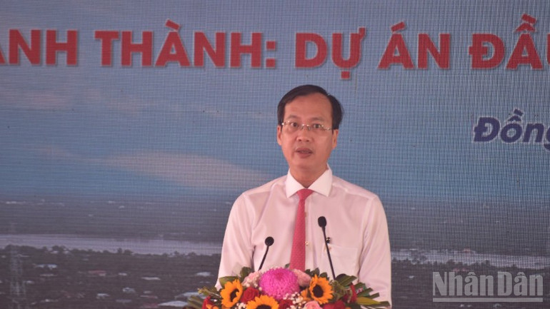 Chủ tịch Ủy ban nhân dân tỉnh Đồng Tháp Trần Trí Quang phát biểu tại buổi lễ. ndo_br_dsc-0421-1940.jpg