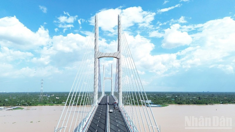 Cầu Rạch Miễu 2 là cầu dây văng do các kỹ sư Việt Nam thiết kế và xây dựng. ndo_br_z6917878604925-1bc8e1877613c085272585e382060fdf-4917.jpg