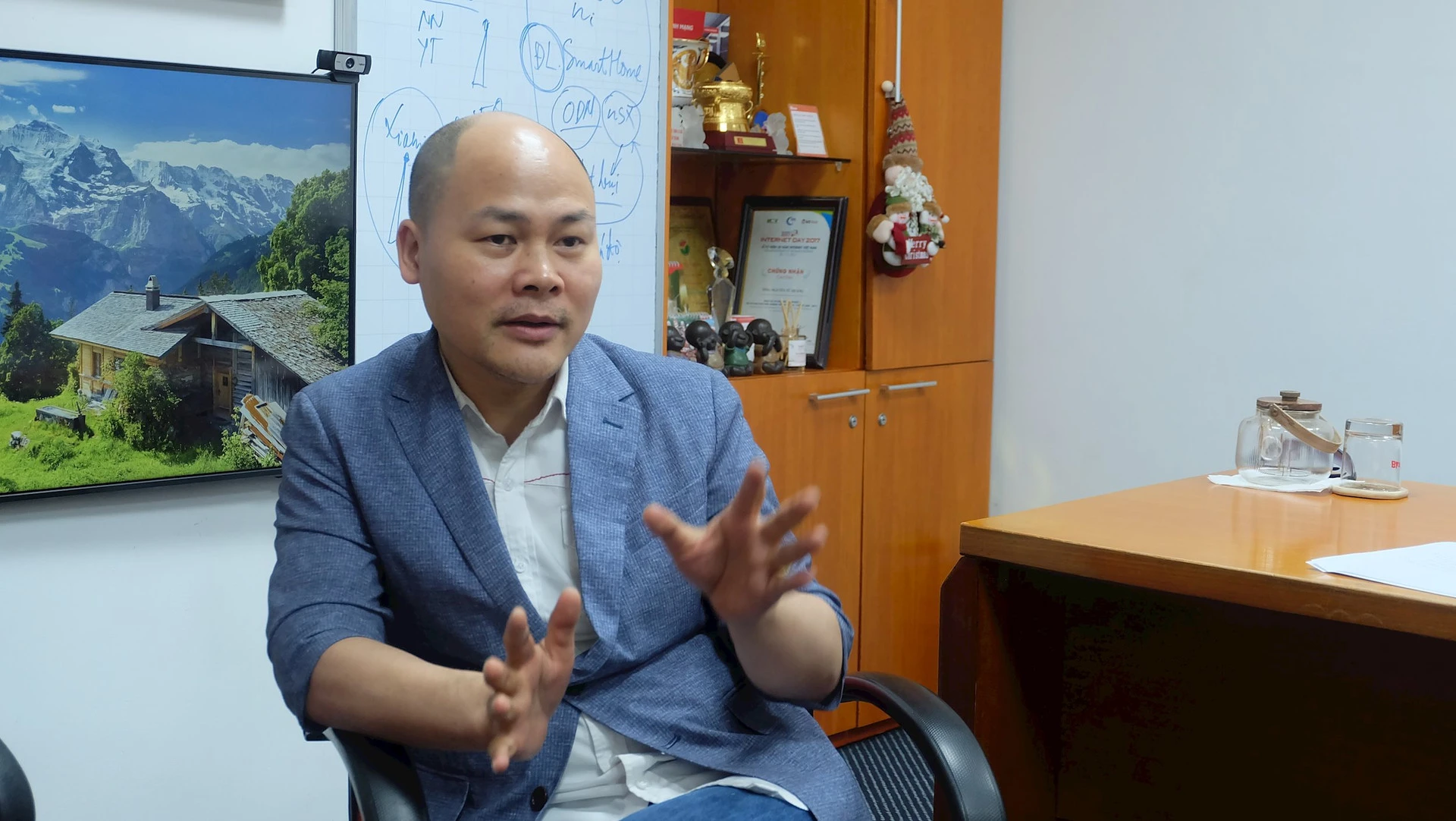 Ông NGUYỄN TỬ QUẢNG - Chủ tịch Ủy ban Đạo đức AI.
