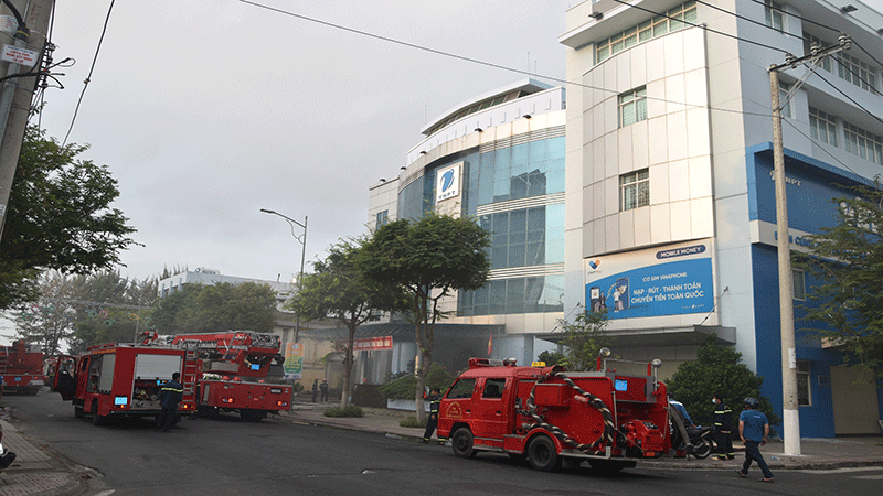 Phương tiện chữa cháy được huy động. Phương tiện chữa cháy được huy động.