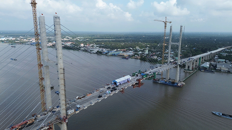 Khung cảnh Dự án cầu Rạch Miễu 2 ngày hợp long. Khung cảnh Dự án cầu Rạch Miễu 2 ngày hợp long.