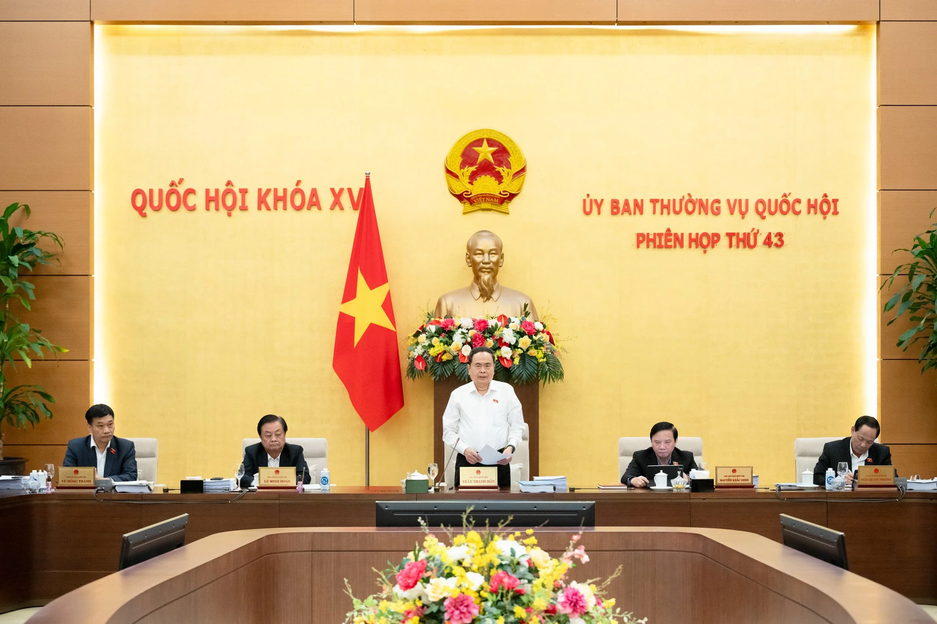 Chủ tịch Quốc hội Trần Thanh Mẫn chủ trì và điều hành phiên họp thứ 43 của Ủy ban Thường vụ Quốc hội thông qua nhiều nội dung đặc biệt quan trọng. Nguồn: Quochoi.vn