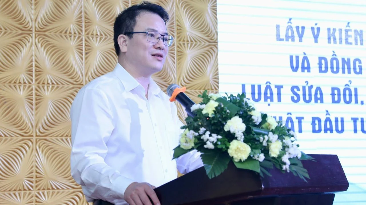 Đẩy mạnh phân cấp, phân quyền, tăng trách nhiệm về hiệu quả đầu tư công