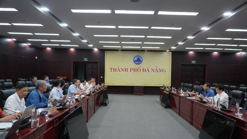 Đoàn công tác làm việc về quản lý đê điều, hồ đập và vận hành thủy điện điều tiết lũ trên địa bàn thành phố Đà Nẵng.