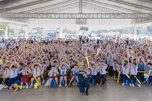 Không khí sôi nổi tại Ngày hội với hàng nghìn thiếu nhi tham gia. 