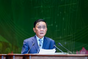Đồng chí Trần Cẩm Tú phát biểu ý kiến tại Đại hội.