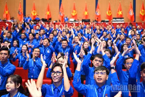 Các đại biểu tại phiên làm việc thứ nhất của Đại hội.