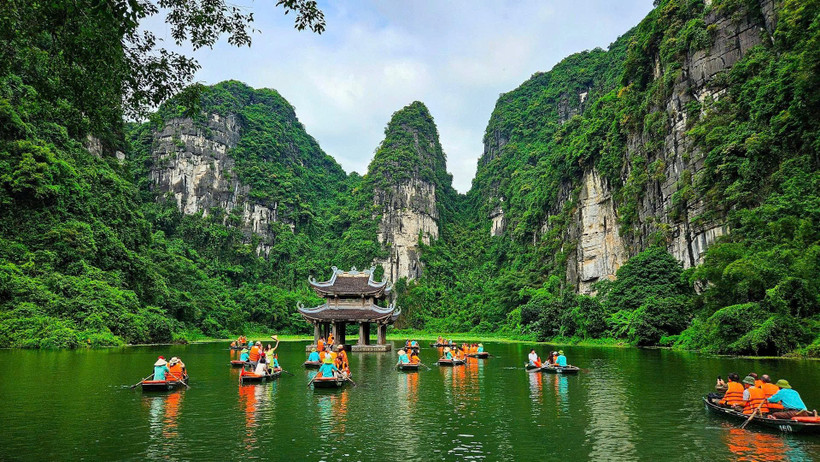 Cảnh sắc thiên nhiên tại Quần thể danh thắng Tràng An. (Ảnh HT)