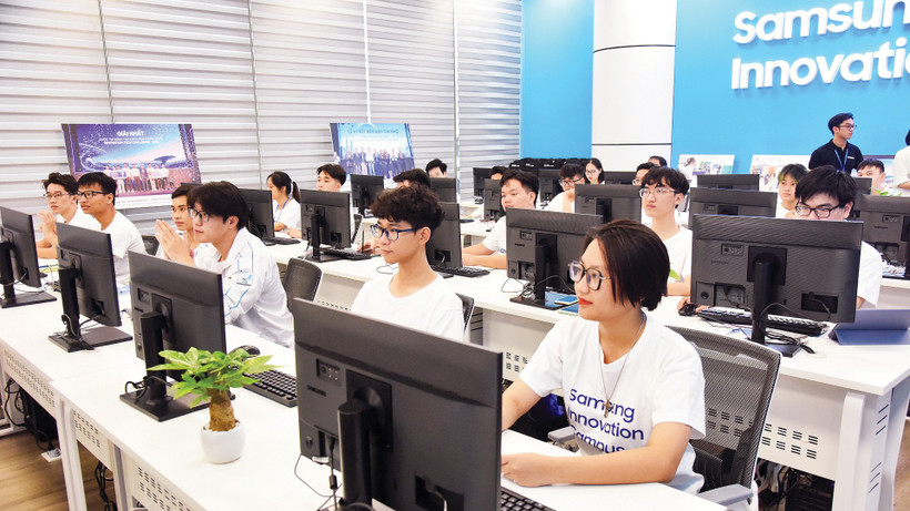 Phòng Lab chuyên dụng dành cho Chương trình Samsung Innovation Campus tại Trung tâm Đổi mới Sáng tạo Quốc gia-NIC Hòa Lạc. (Ảnh KHÁNH AN)