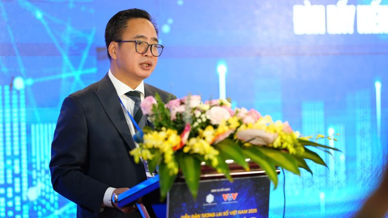 Ông Phạm Mạnh Hùng - Phó Tổng Giám đốc Đài Tiếng nói Việt Nam phát biểu khai mạc Diễn đàn. 