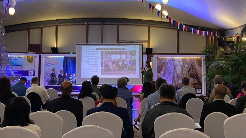 Viện Nghiên cứu vì sự Phát triển (IRD) của Pháp tổ chức lễ kỷ niệm 30 năm hoạt động tại Việt Nam trong khuôn viên Đại sứ quán Pháp tại Hà Nội. 