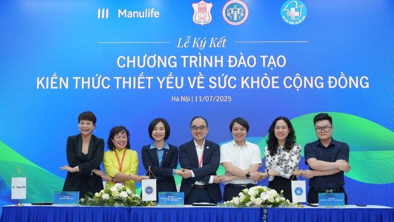 Sự hợp tác giữa Manulife Việt Nam và các cơ sở đào tạo chuyên môn y khoa góp phần giúp mang lại giá trị lâu dài cho người tham gia bảo hiểm. (Ảnh: Hiền Hà)