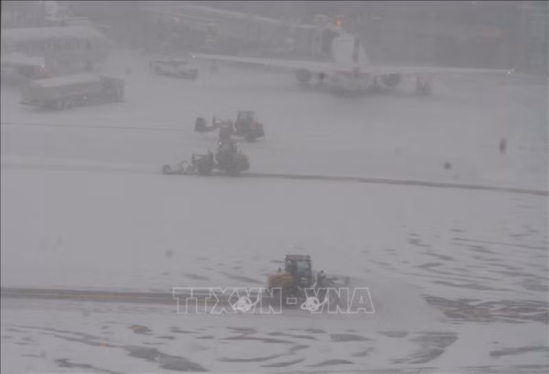 Tuyết rơi dày tại New York, Mỹ. (Ảnh: THX/TTXVN)