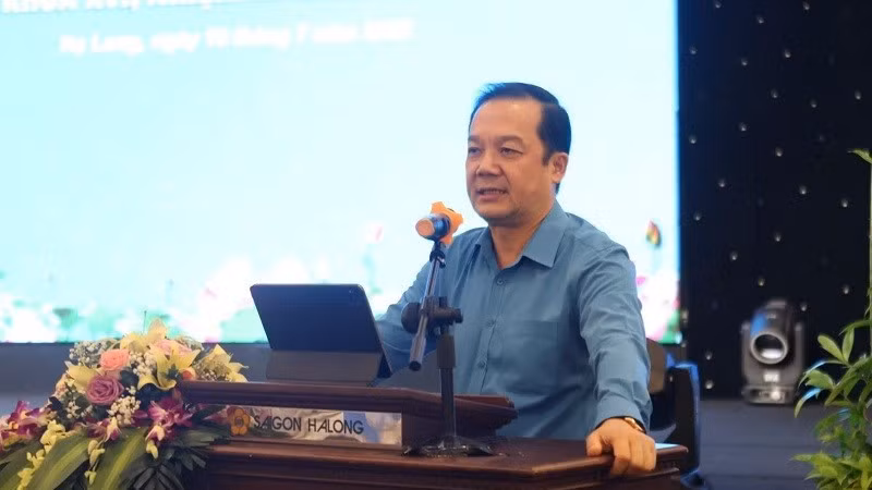 Đồng chí Phạm Đức Long, Thứ trưởng, Phó Bí thư Đảng ủy Bộ Khoa học và Công nghệ, Chủ tịch Công đoàn Khoa học và Công nghệ Việt Nam phát biểu chỉ đạo Hội nghị. (Ảnh: TRỊNH VĂN NGUYÊN)