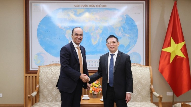 Phó Thủ tướng Hồ Đức Phớc tiếp Tổng Giám đốc Tập đoàn Prudential. (Ảnh: VGP/Trần Mạnh)