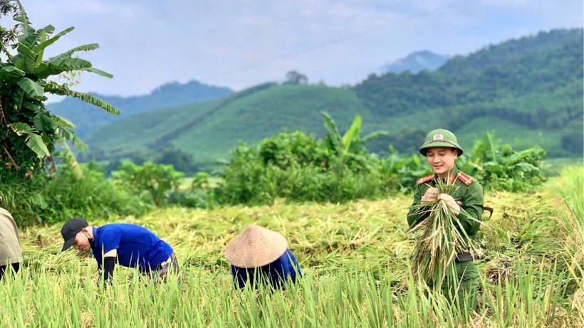 Sự nỗ lực của chính quyền địa phương và các lực lượng trong toàn xã, trong đó có lực lượng công an đã góp phần mang lại cuộc sống bình yên cho người dân xã Tiền Phong - một xã biên giới của tỉnh Nghệ An.
