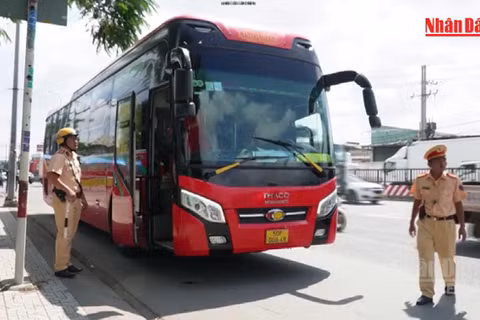 [Video] Cục Cảnh sát giao thông phát hiện hơn 4.000 tài xế có dấu hiệu lái xe quá thời gian