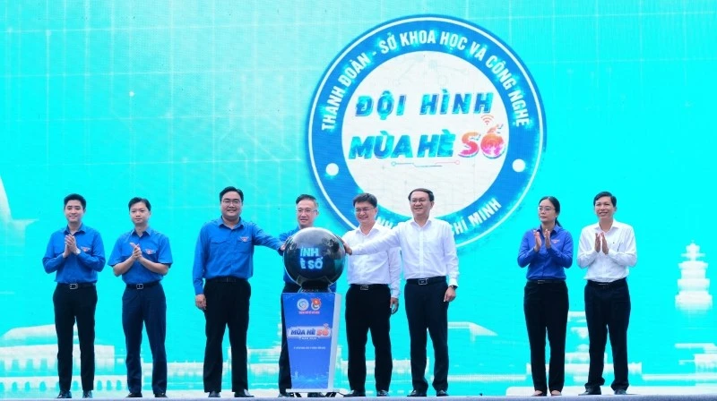 Ngày hội Điểm chạm số 2026: Lan tỏa kỹ năng số và AI đến người dân TP.HCM