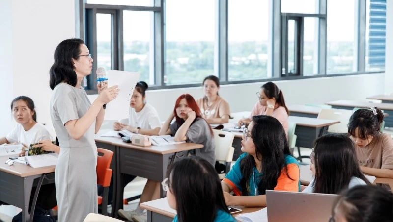 UEH công bố phương thức tuyển sinh năm 2026 với 2 mã trường