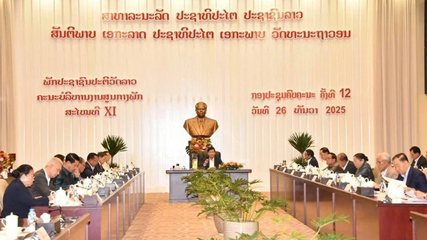 Quang cảnh Hội nghị lần thứ 12 Ban Chấp hành Trung ương Đảng Nhân dân Cách mạng Lào khóa XI. (Ảnh: Báo Pasaxon)