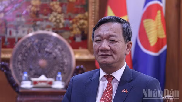 Đại sứ Việt Nam tại Lào Nguyễn Minh Tâm. (Ảnh: DUY TOÀN)