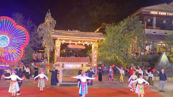 Lễ hội khèn H'Mông Đồng Văn năm 2026 khai mạc vào tối 25/4.