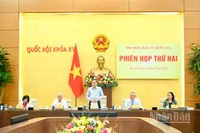Chủ tịch Quốc hội Trần Thanh Mẫn, Chủ tịch Hội đồng Bầu cử quốc gia và các Phó Chủ tịch Hội đồng Bầu cử quốc gia chủ trì phiên họp.