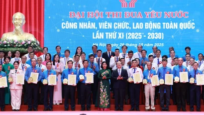 Công tác thi đua-khen thưởng Công đoàn Việt Nam: Bước chuyển mình thực chất, hướng mạnh về cơ sở