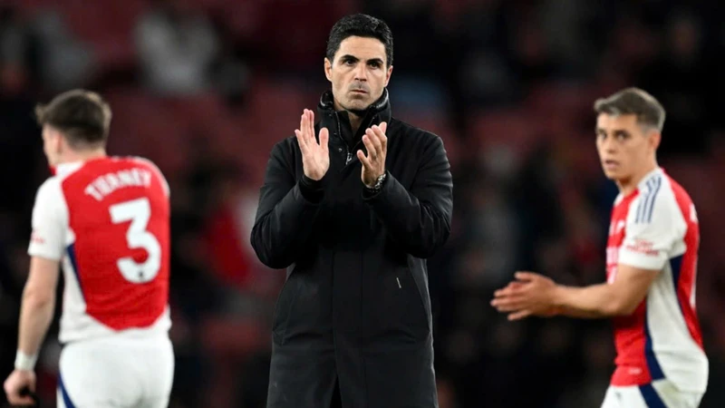  Đến bao giờ Arsenal mới phá dớp về nhì?