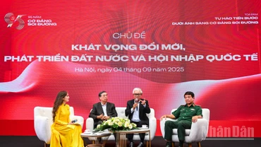 Tại tọa đàm, các khách mời đã điểm lại những dấu mốc quan trọng trong tiến trình hội nhập của ngoại giao Việt Nam từ sau công cuộc đổi mới năm 1986, và trong công cuộc xây dựng và bảo vệ đất nước hiện nay.