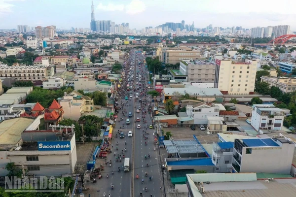 Thành phố Hồ Chí Minh chi hơn 14.000 tỷ đồng mở rộng quốc lộ 13 