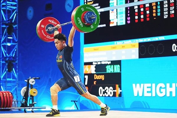 K'Dương là một trong những gương mặt trẻ xuất sắc của cử tạ Việt Nam. Ảnh: PHÚ ĐOÀN
