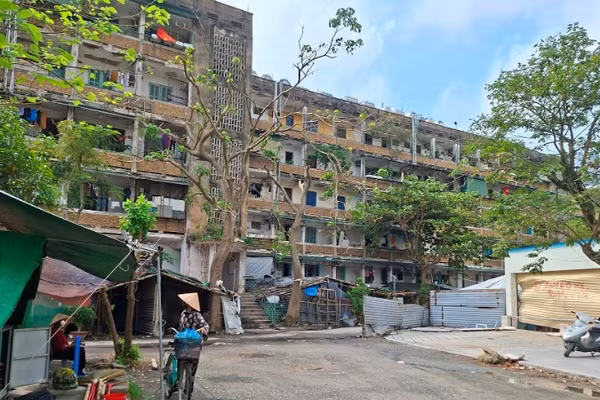 Theo tiến độ được gia hạn trong giấy chứng nhận đăng ký đầu tư thì dự án cải tạo, xây dựng Khu C sẽ hoàn thành vào tháng 10/2025.