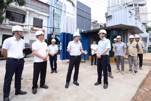 Lãnh đạo tỉnh Phú Thọ thường xuyên kiểm tra, đôn đốc các dự án trọng điểm để bảo đảm tiến độ đề ra.