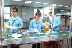 Sản xuất tại Công ty TNHH Ohsung Vina Thái Bình, tỉnh Hưng Yên.