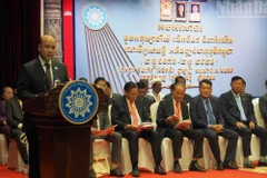 Phó Thủ tướng Hun Many, Phó Chủ tịch Hội đồng Mặt trận Đoàn kết phát triển Tổ quốc Campuchia phát biểu tại lễ kỷ niệm.