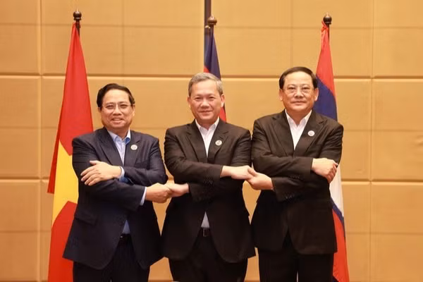 Thủ tướng Chính phủ Phạm Minh Chính và Thủ tướng Campuchia Hun Manet, Thủ tướng Lào Sonexay Siphandone. (Ảnh: VGP/Nhật Bắc)