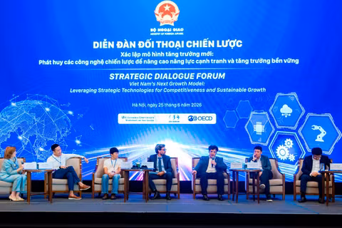 Phiên thảo luận "Từ Chiến lược đến Thực thi: Xây dựng quan hệ hợp tác trong các lĩnh vực công nghệ trọng điểm".