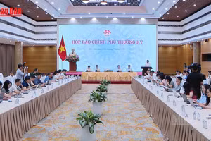 [Video] Bộ Công Thương bảo đảm cung ứng điện dù nhu cầu tiêu thụ liên tiếp lập kỷ lục