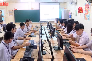 [Video] Cả nước đã có hơn 1,01 triệu thí sinh đăng ký dự thi tốt nghiệp THPT 2026 